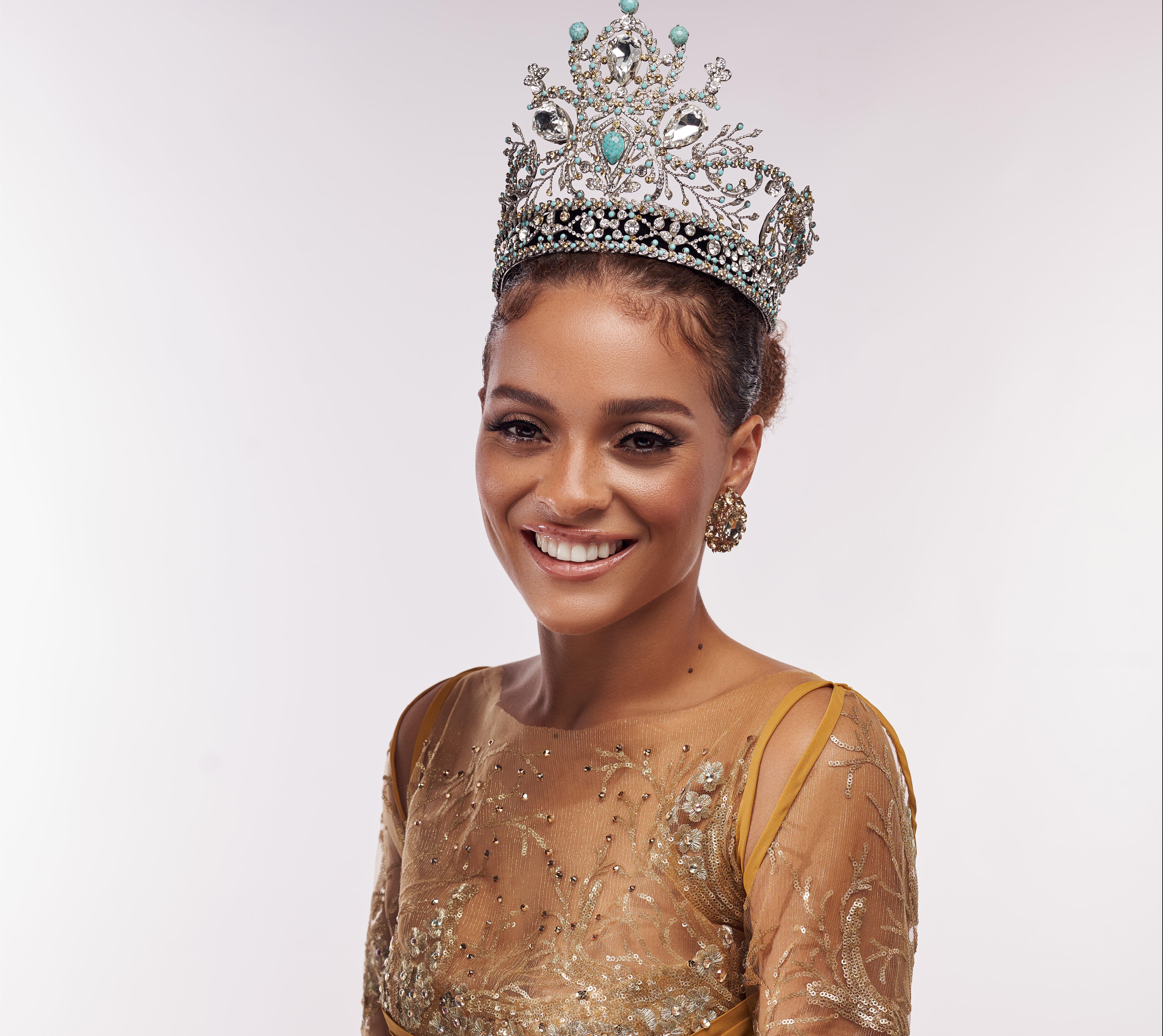 Sienna Evans is Miss Bahamas World 2021! - ZNS BAHAMAS