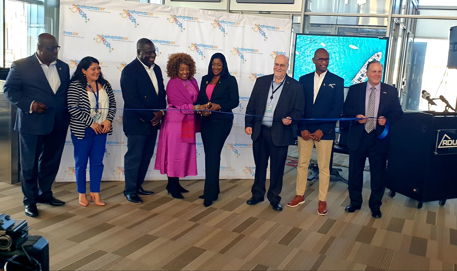 Bahamasair makes inaugural flight from Raleigh to Freeport ZNS BAHAMAS