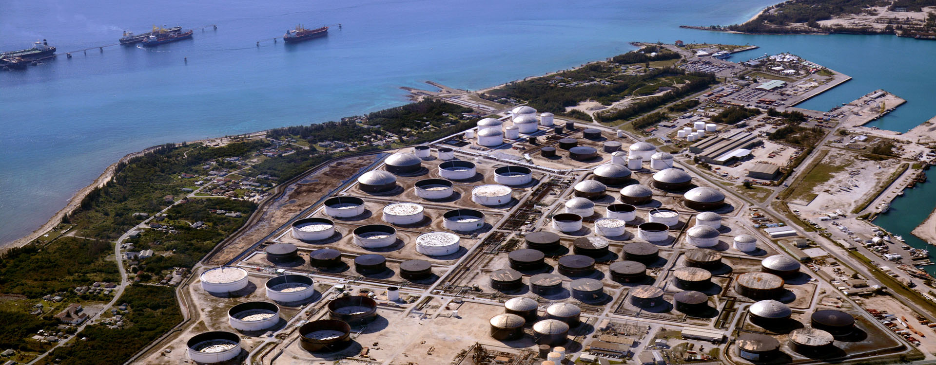 Oil Spill On Grand Bahama ZNS BAHAMAS