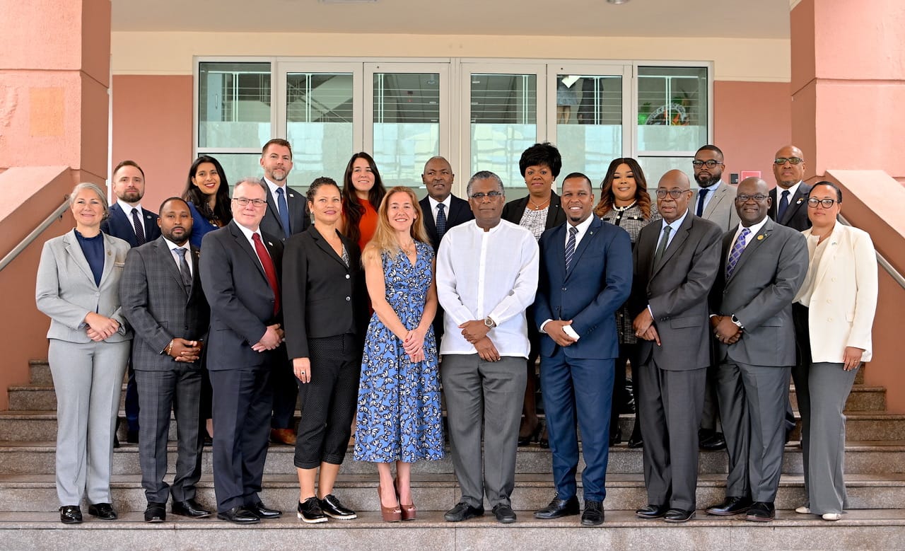 U.S. and The Bahamas Renew the Air Transport Preclearance Agreement