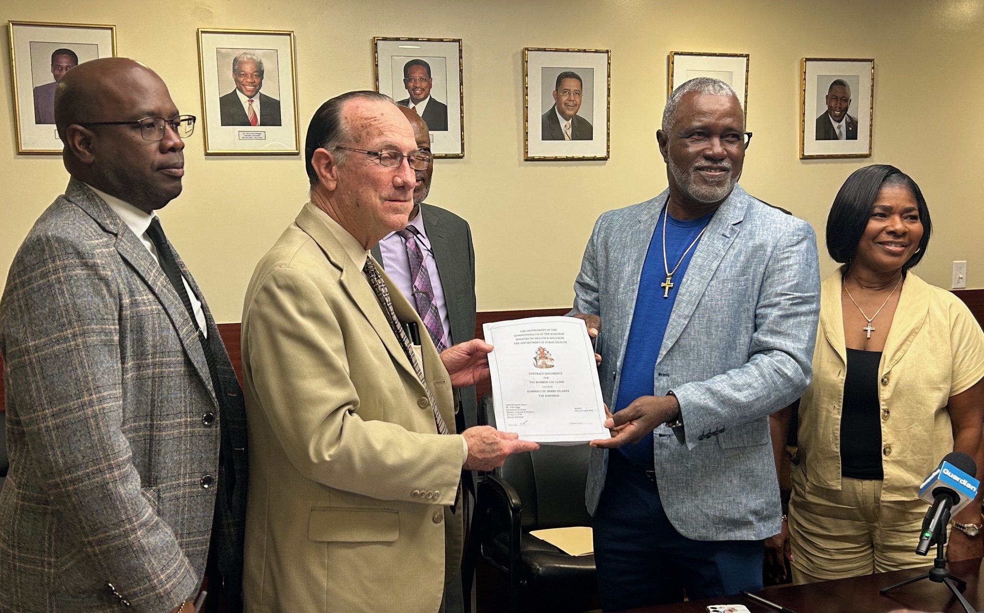 Ministry of Health and Wellness and Winder Construction Sign Contract for Berry Islands Clinic