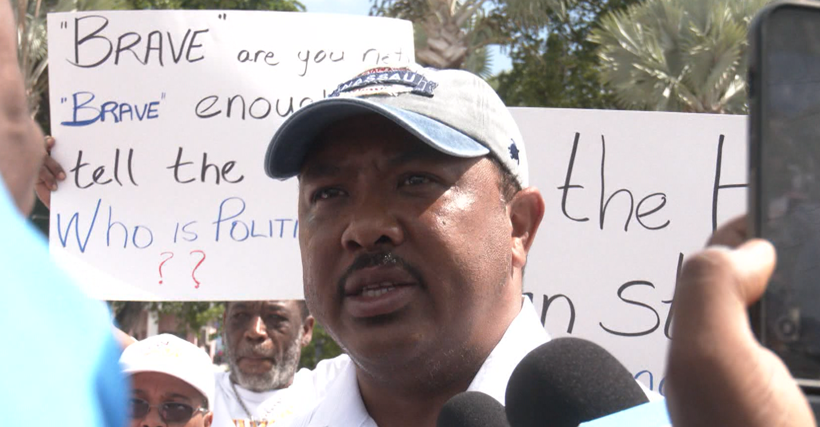 Protest Targeting Politician #1 In US Drug Case